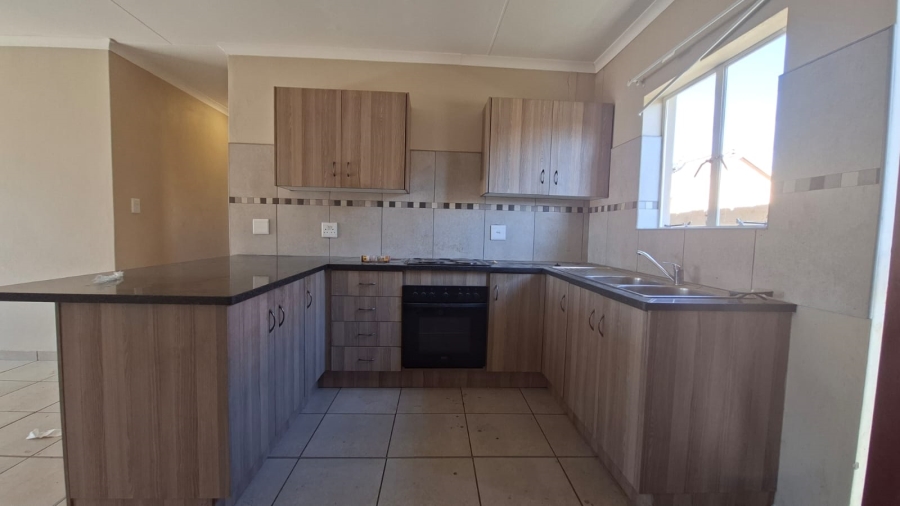 3 Bedroom Property for Sale in Waterkloof Hill Estate North West